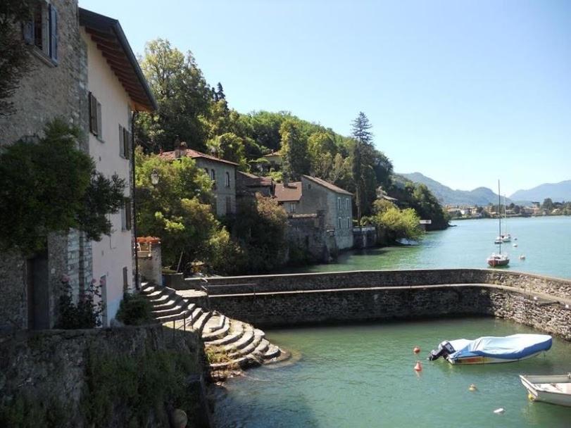 Casa Rosa Apartment แดร์วิโอ ภายนอก รูปภาพ