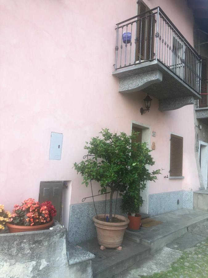 Casa Rosa Apartment แดร์วิโอ ภายนอก รูปภาพ